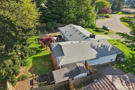 21032 102nd Avenue SE Kent WA 98031