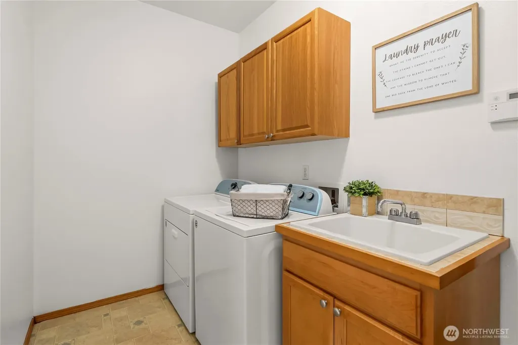 27116 117th Place SE Kent WA 98030