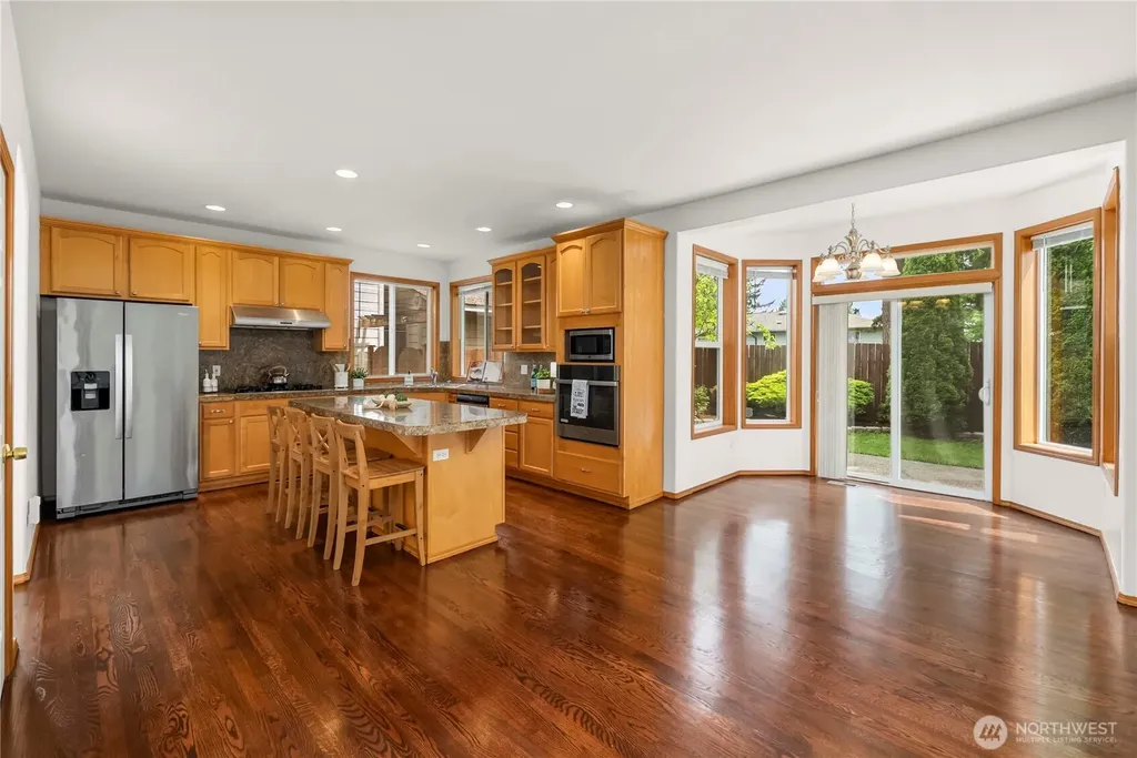 27116 117th Place SE Kent WA 98030