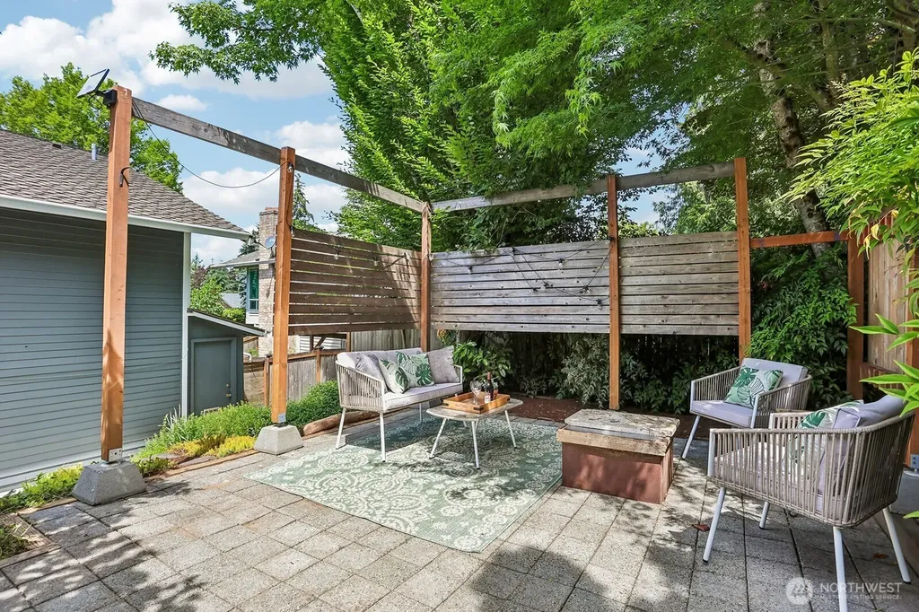 12004 81st Avenue NE Kirkland WA 98034