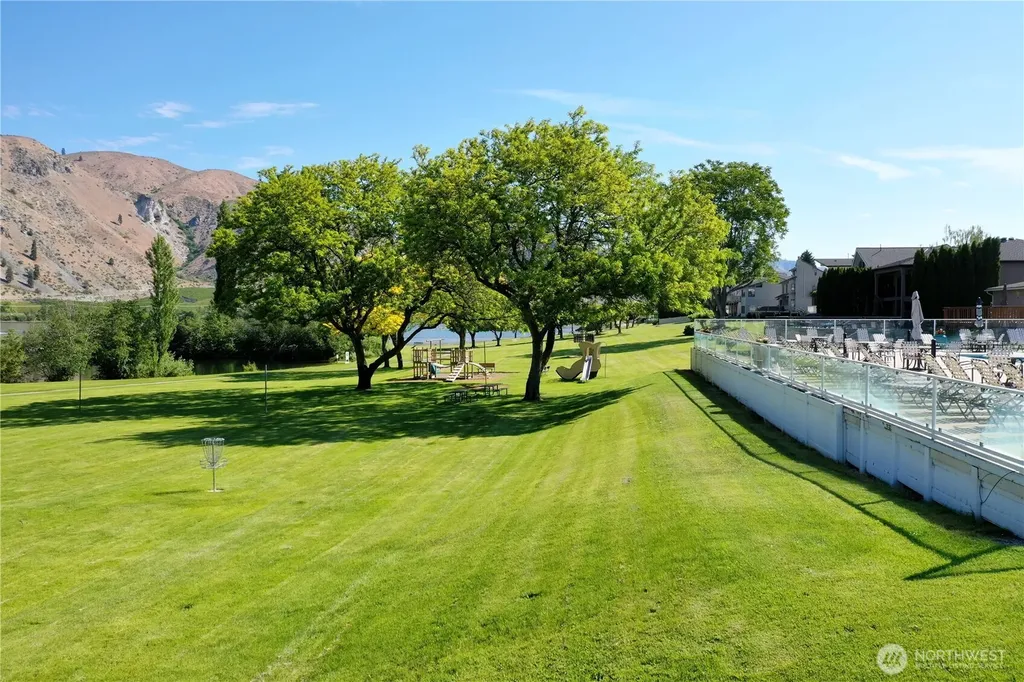 565 Entiat Place Orondo WA 98843