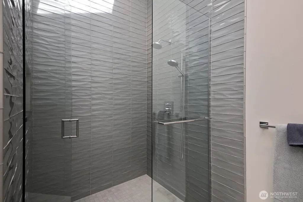 4654 Strawbridge Lane Langley WA 98260