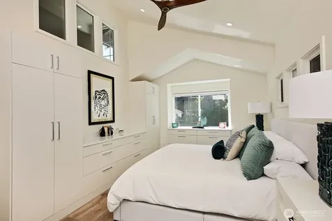 4654 Strawbridge Lane Langley WA 98260