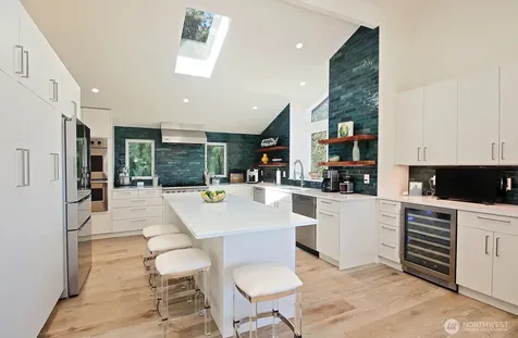 4654 Strawbridge Lane Langley WA 98260