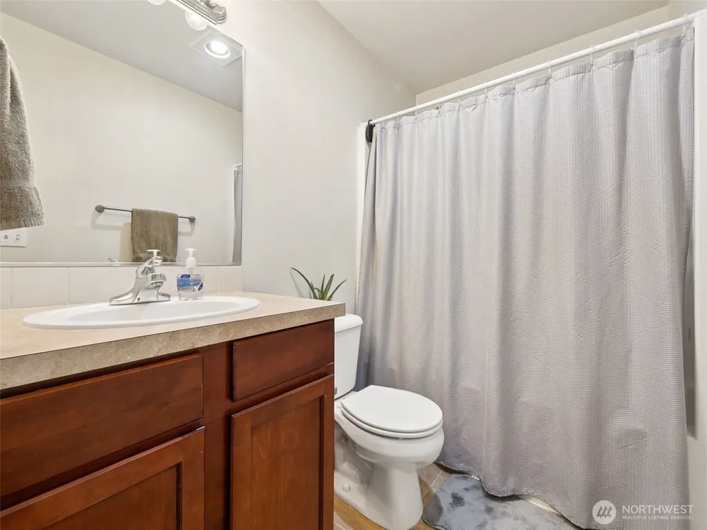 5879 Pennsylvania Street SE Lacey WA 98513