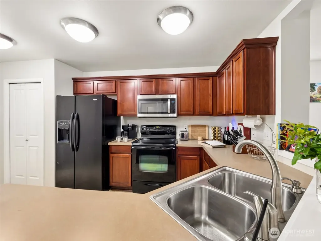 5879 Pennsylvania Street SE Lacey WA 98513