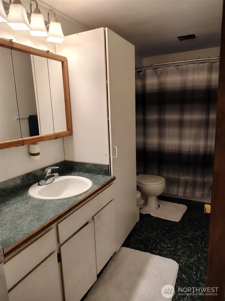8504 Mahonia Court SE Yelm WA 98597