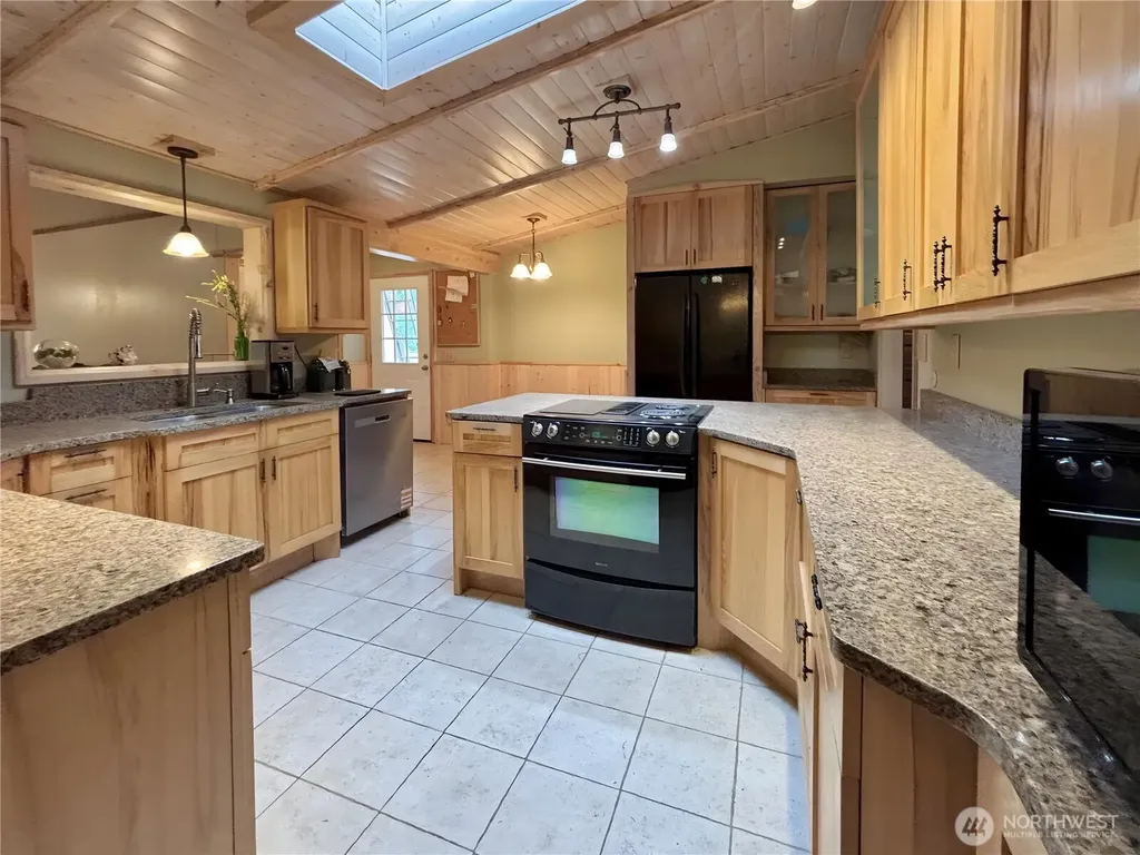 20 James Drive Aberdeen WA 98520