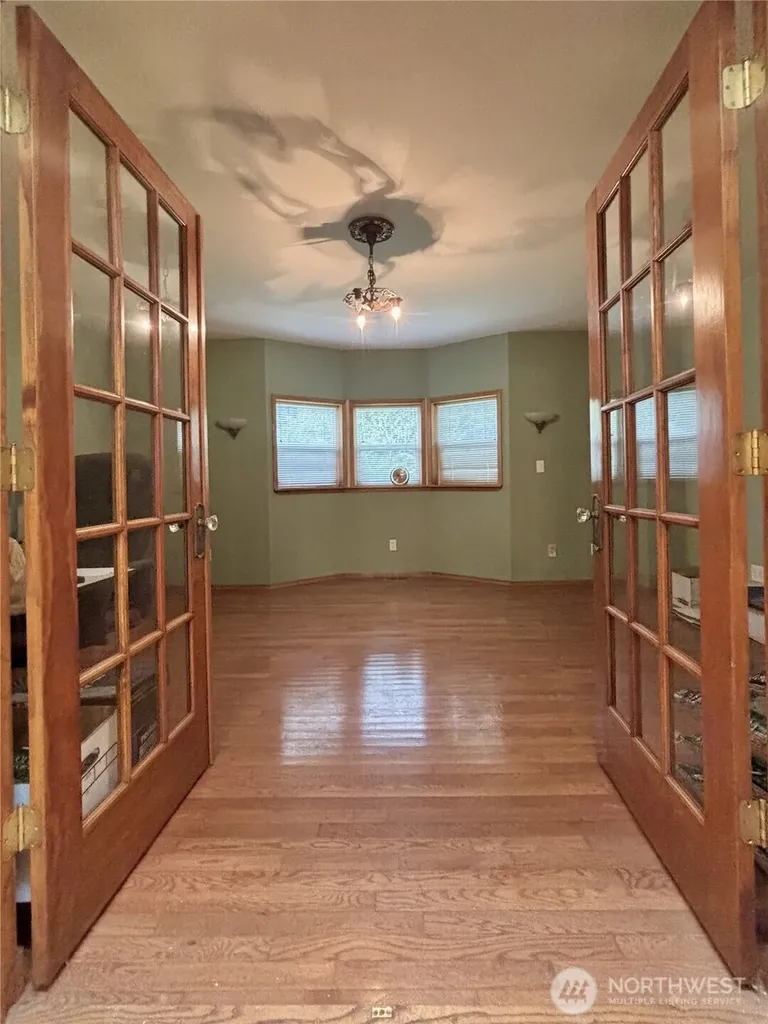 20 James Drive Aberdeen WA 98520