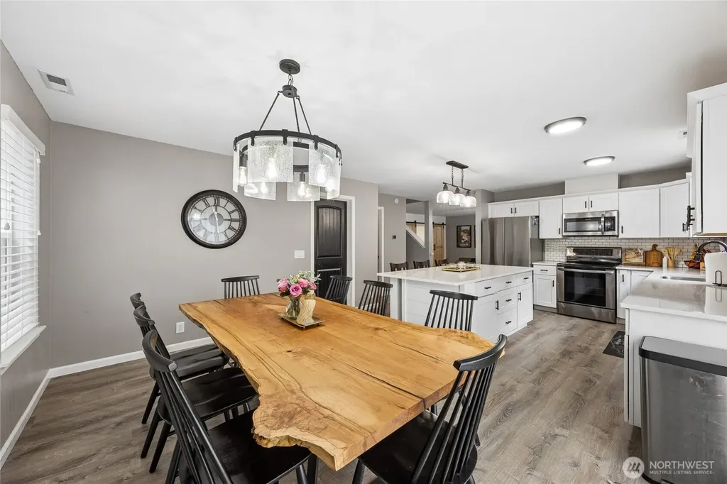 19506 104th Avenue E Graham WA 98338