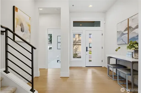 23623 SE 35th Court Sammamish WA 98029