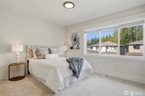23623 SE 35th Court Sammamish WA 98029