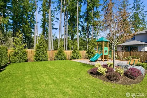 23623 SE 35th Court Sammamish WA 98029