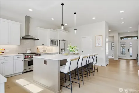 23623 SE 35th Court Sammamish WA 98029