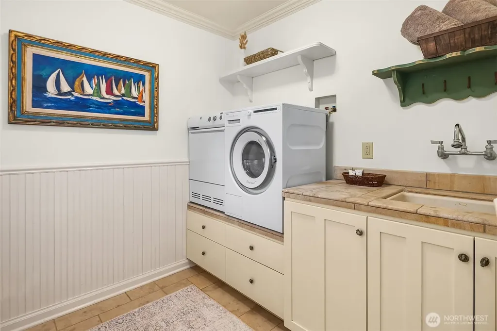20446 Chautauqua Beach Road SW Vashon WA 98070