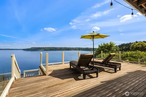 20446 Chautauqua Beach Road SW Vashon WA 98070