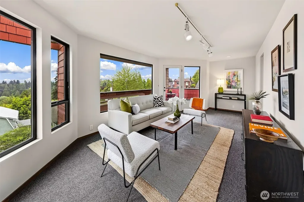 1259 23rd Avenue E Seattle WA 98112