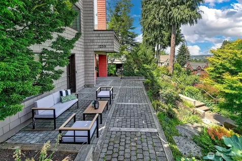 1259 23rd Avenue E Seattle WA 98112
