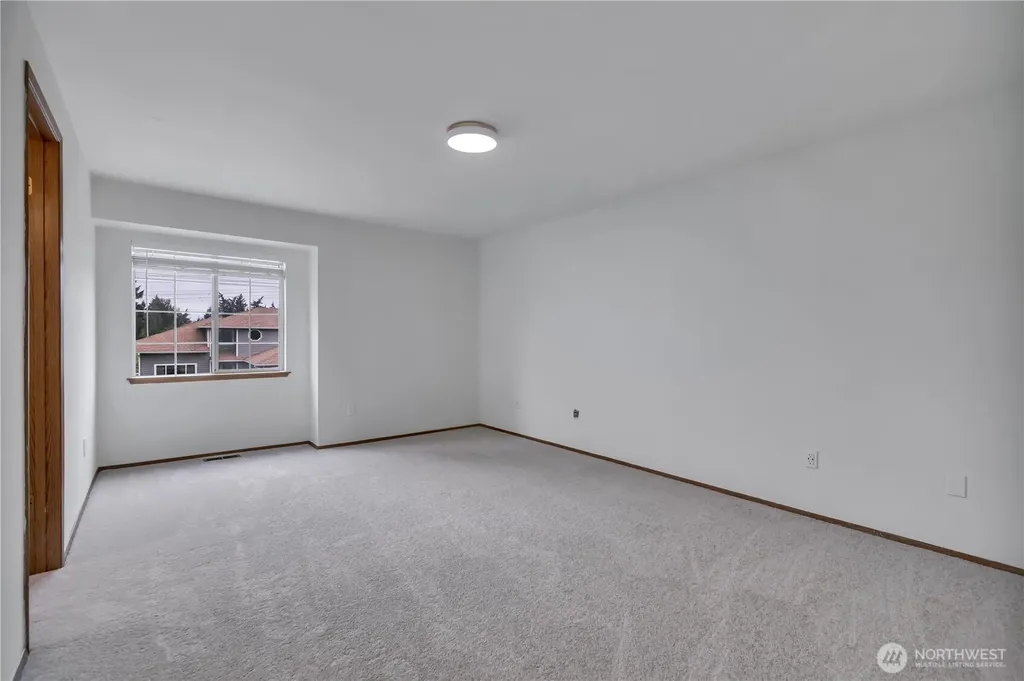 34610 14th Place SW Federal Way WA 98023