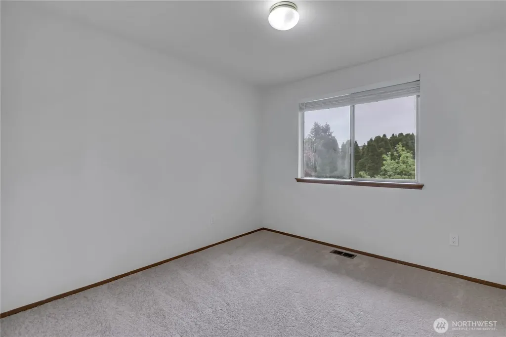 34610 14th Place SW Federal Way WA 98023