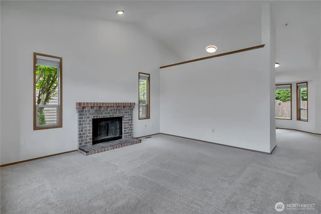 34610 14th Place SW Federal Way WA 98023