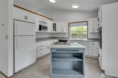 34610 14th Place SW Federal Way WA 98023