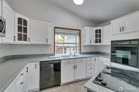 34610 14th Place SW Federal Way WA 98023