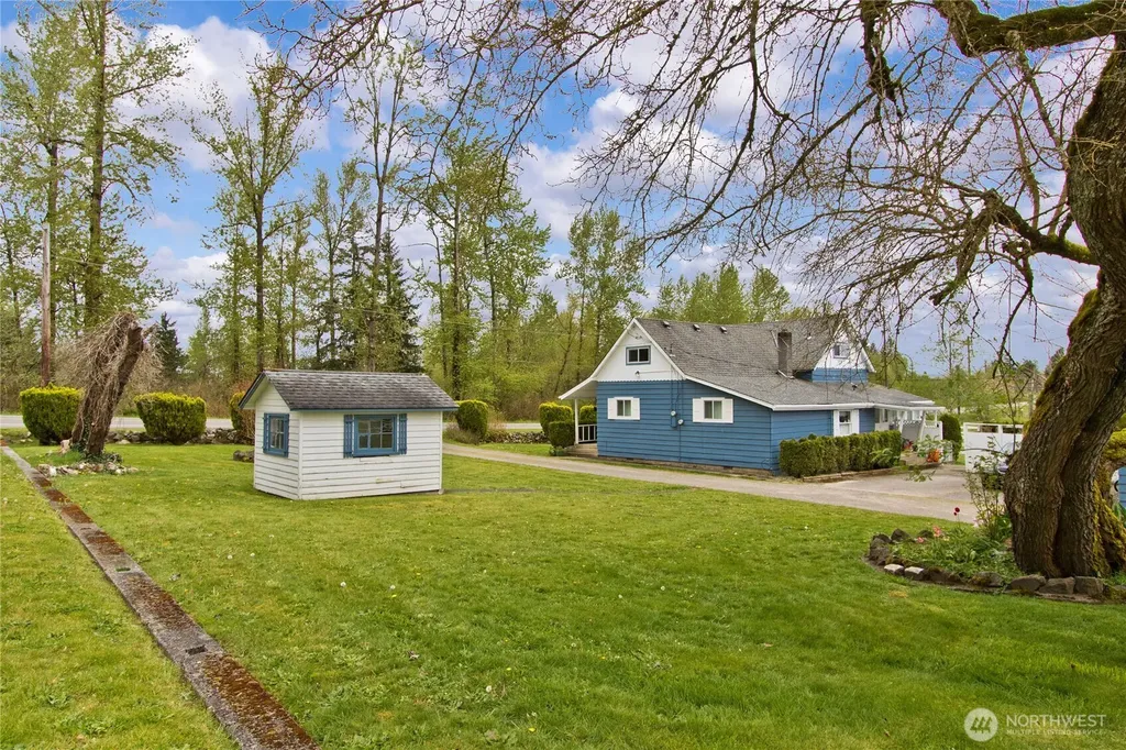 26904 SE 400th Street Enumclaw WA 98022