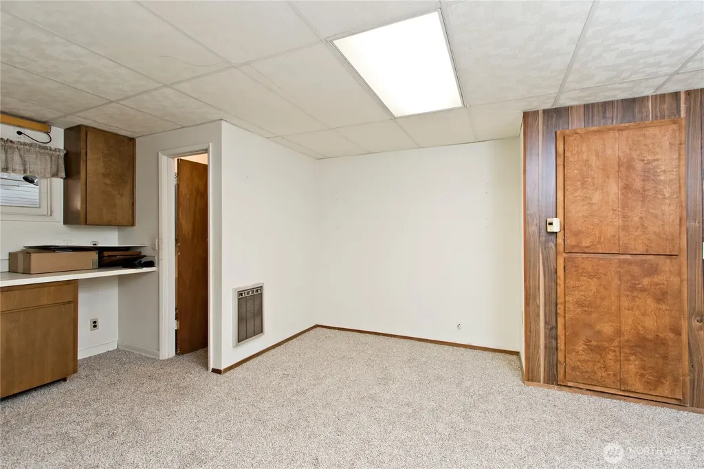 26904 SE 400th Street Enumclaw WA 98022