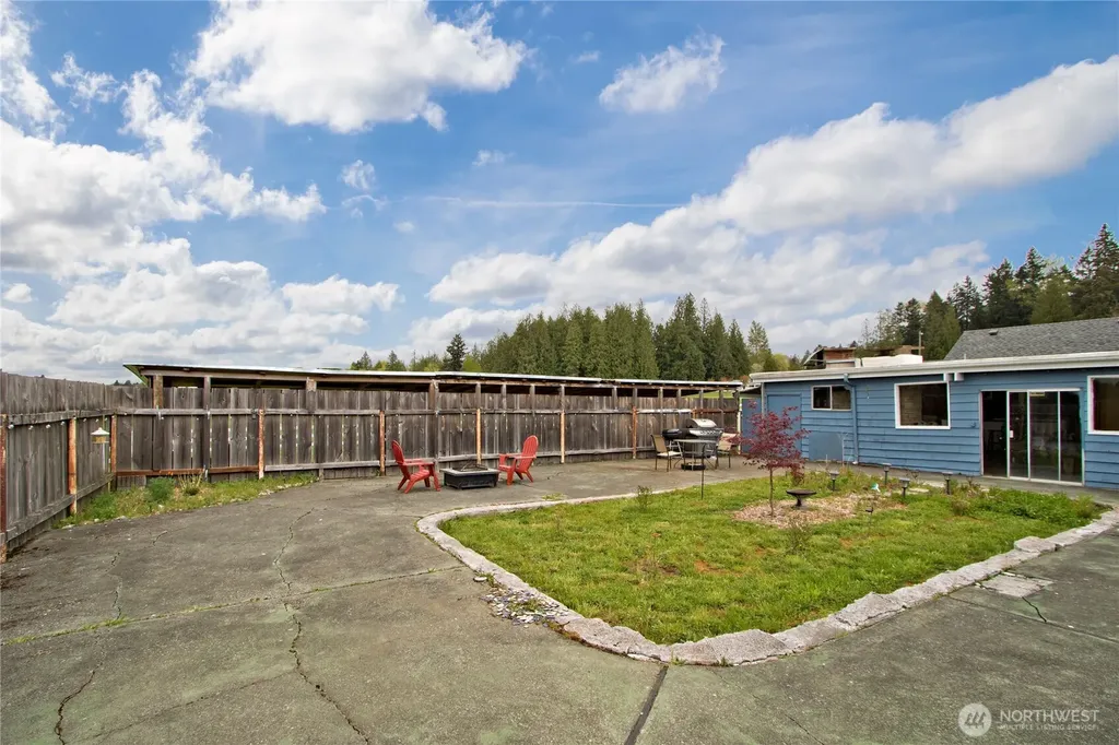 26904 SE 400th Street Enumclaw WA 98022