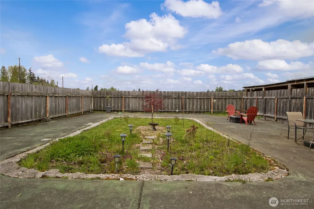 26904 SE 400th Street Enumclaw WA 98022
