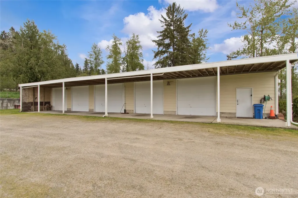 26904 SE 400th Street Enumclaw WA 98022