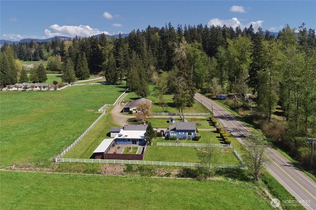 26904 SE 400th Street Enumclaw WA 98022