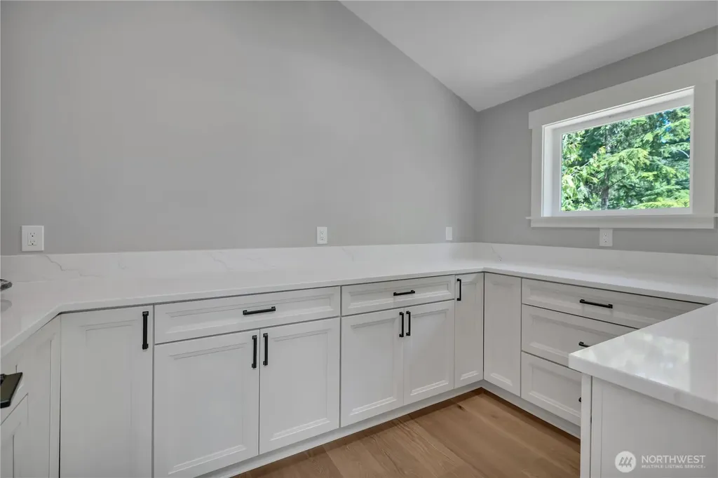 23420 253rd Avenue SE Maple Valley WA 98038