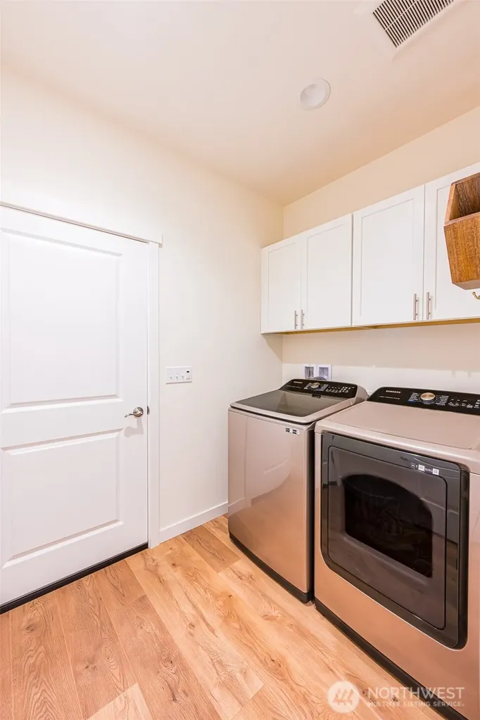 1406 Rook Drive Port Angeles WA 98362