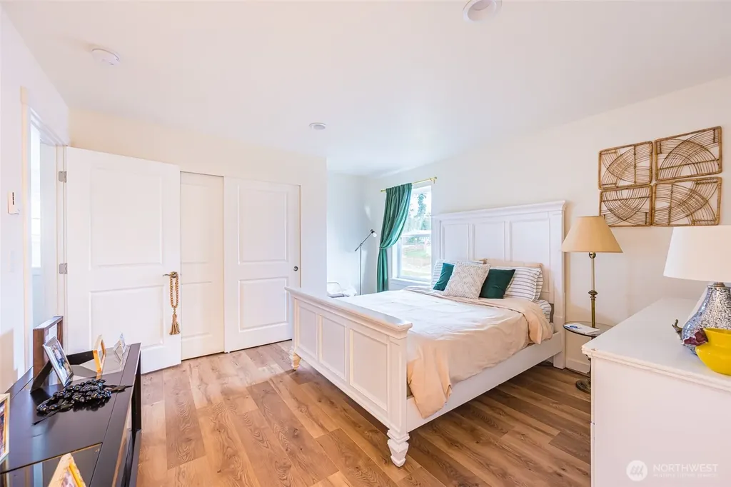 1406 Rook Drive Port Angeles WA 98362