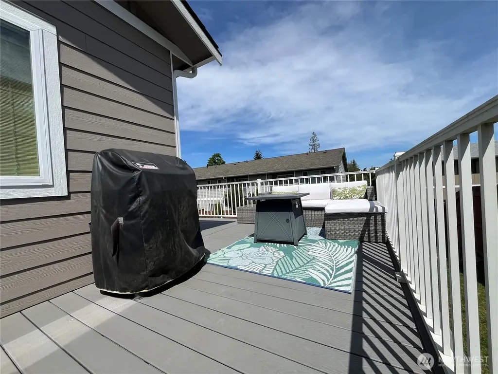 1406 Rook Drive Port Angeles WA 98362