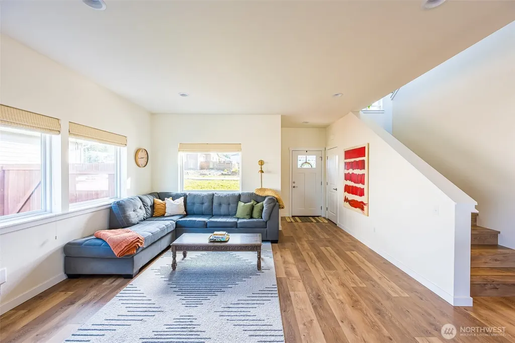 1406 Rook Drive Port Angeles WA 98362