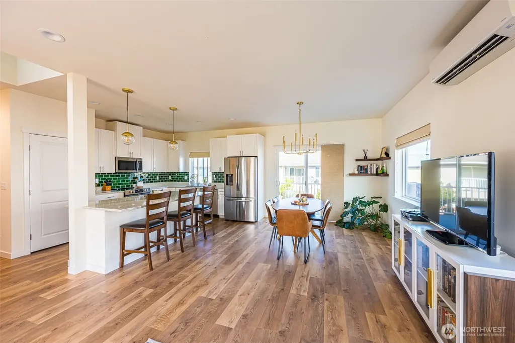 1406 Rook Drive Port Angeles WA 98362