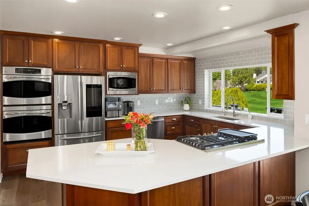 20724 NE 142nd Street Woodinville WA 98077