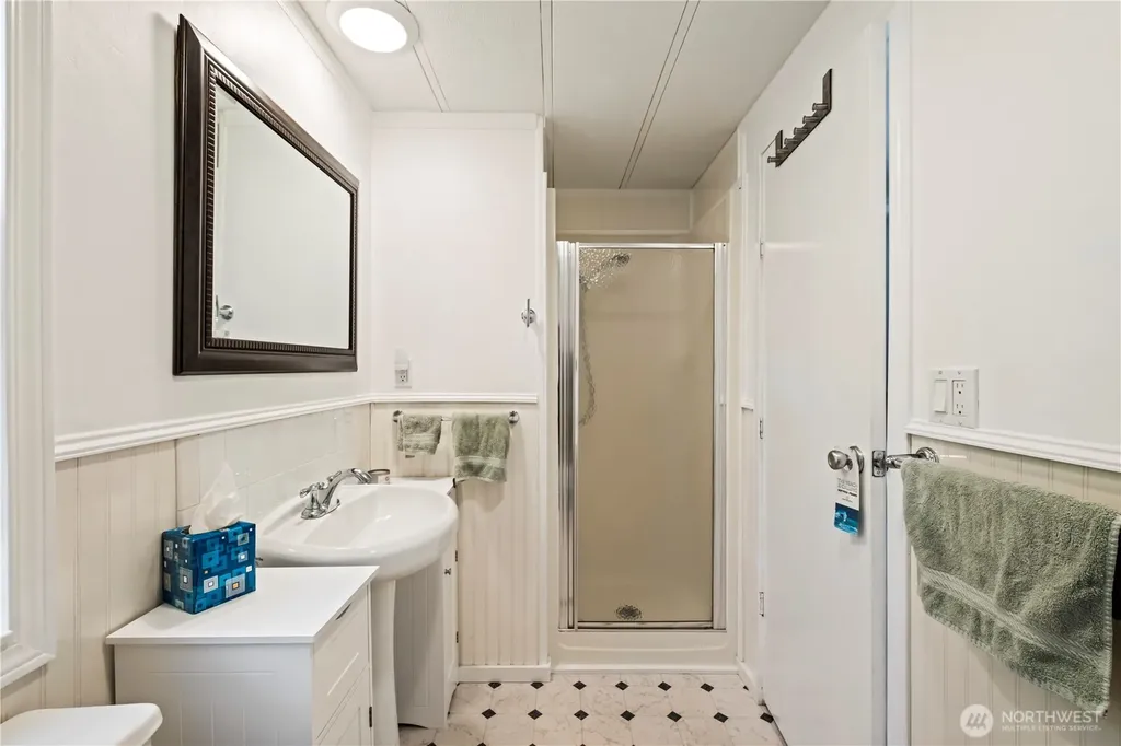 9500 315th Avenue SE Issaquah WA 98027