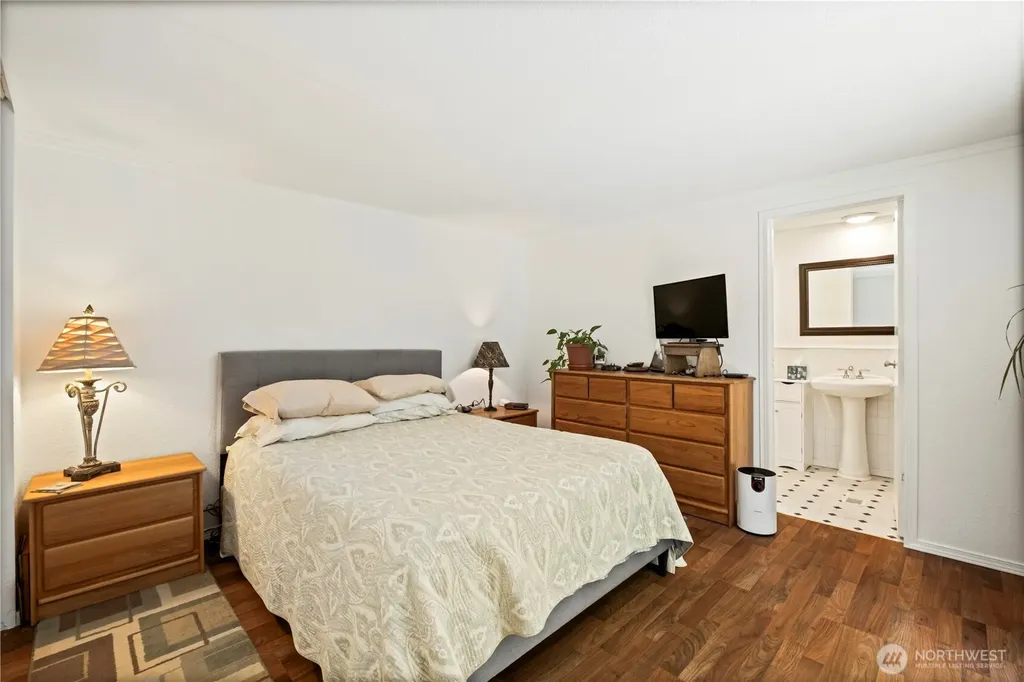 9500 315th Avenue SE Issaquah WA 98027