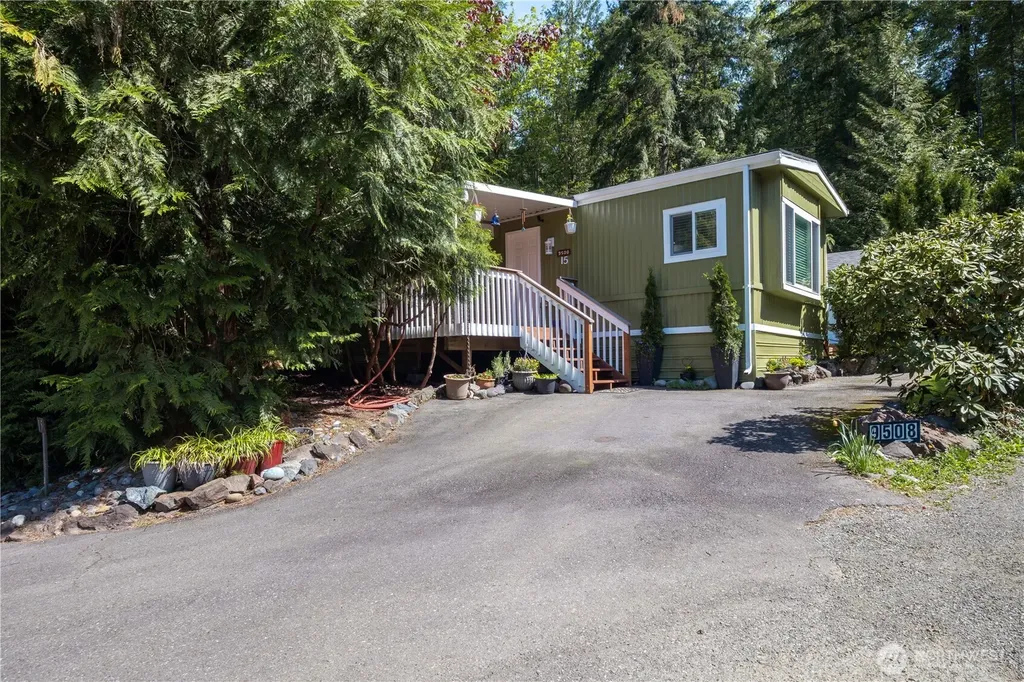 9500 315th Avenue SE Issaquah WA 98027