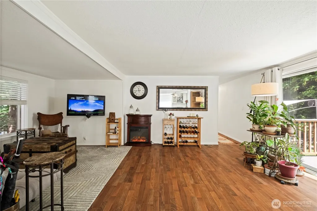 9500 315th Avenue SE Issaquah WA 98027
