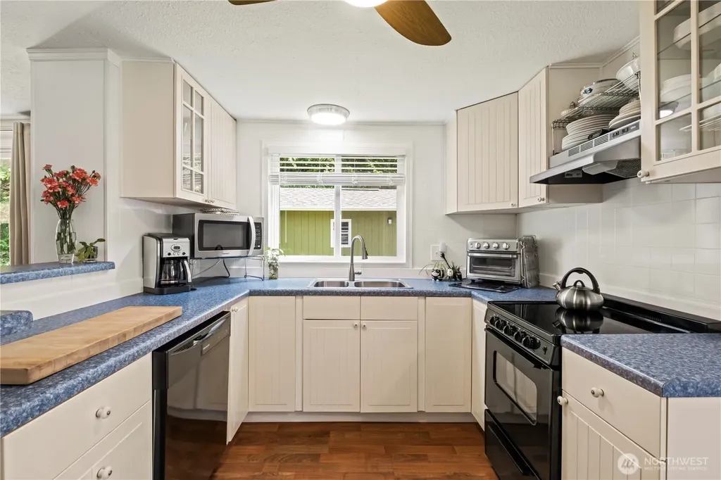 9500 315th Avenue SE Issaquah WA 98027