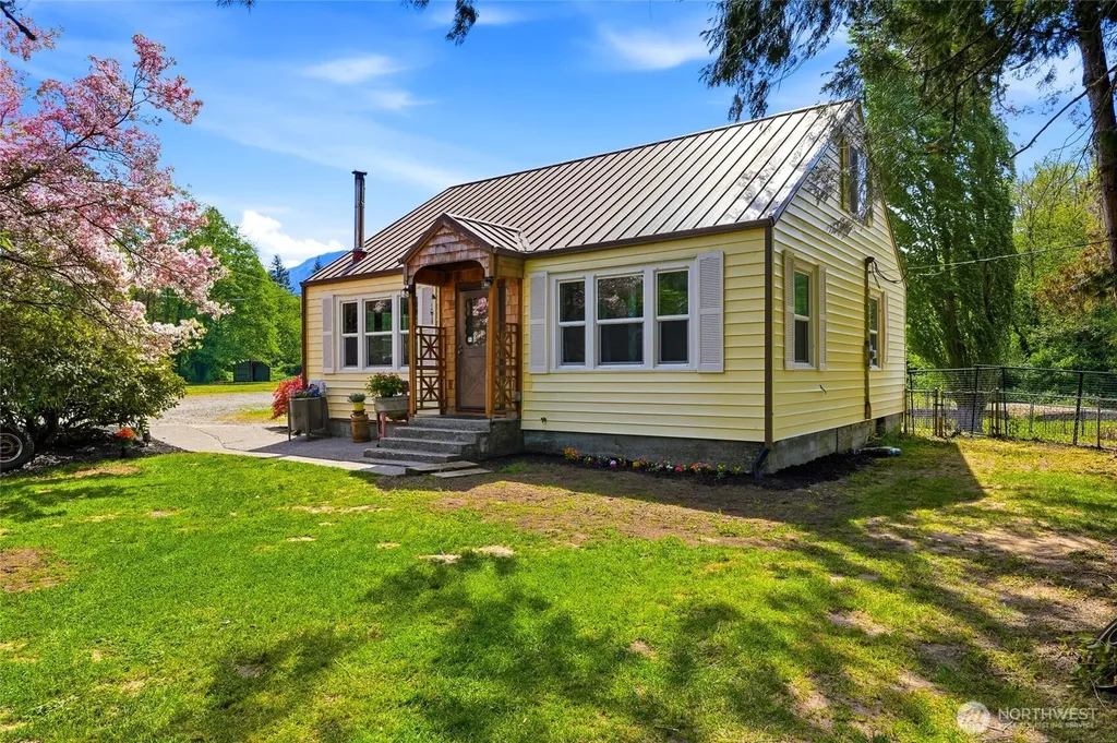 21716 Sr 530 NE Arlington WA 98223