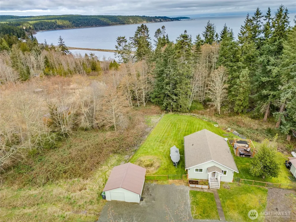 331 Bachelor Road Sequim WA 98382