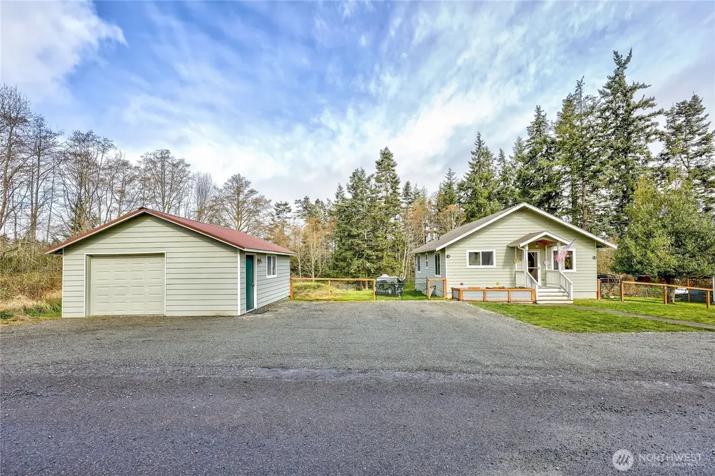 331 Bachelor Road Sequim WA 98382
