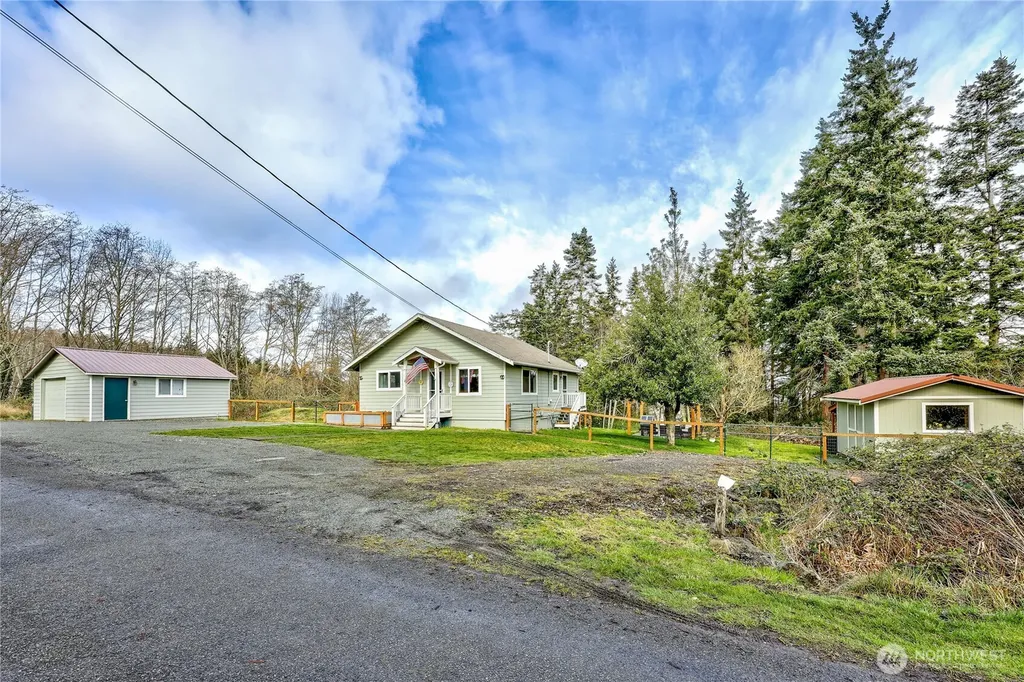 331 Bachelor Road Sequim WA 98382