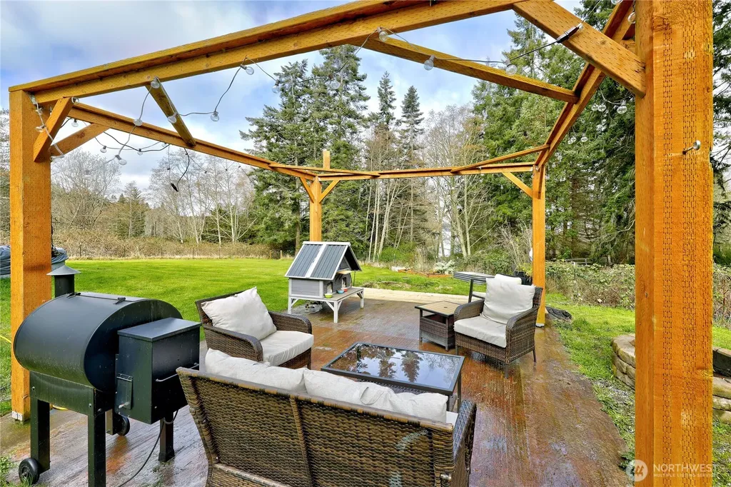 331 Bachelor Road Sequim WA 98382